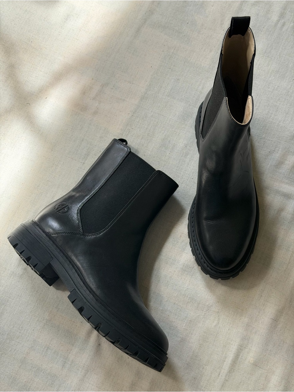 Cole Haan Black Leather Lug Sole Chelsea Boots 9.5 Goth Grunge Gorpcore Alt